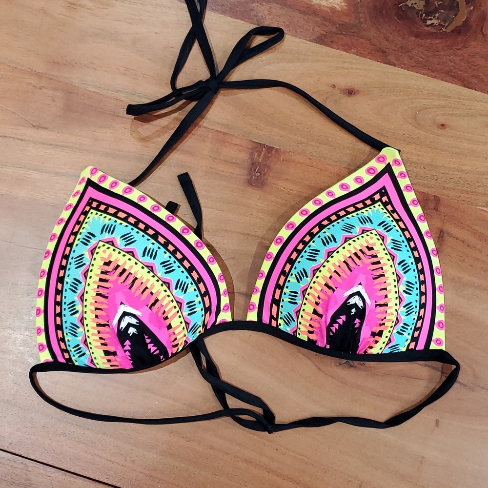 European Aztec-Tribal pattern halter padded Bikini- NWOT